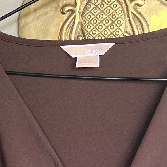 Michael kors 3/4 sleeve black top - Picture 3 of 3